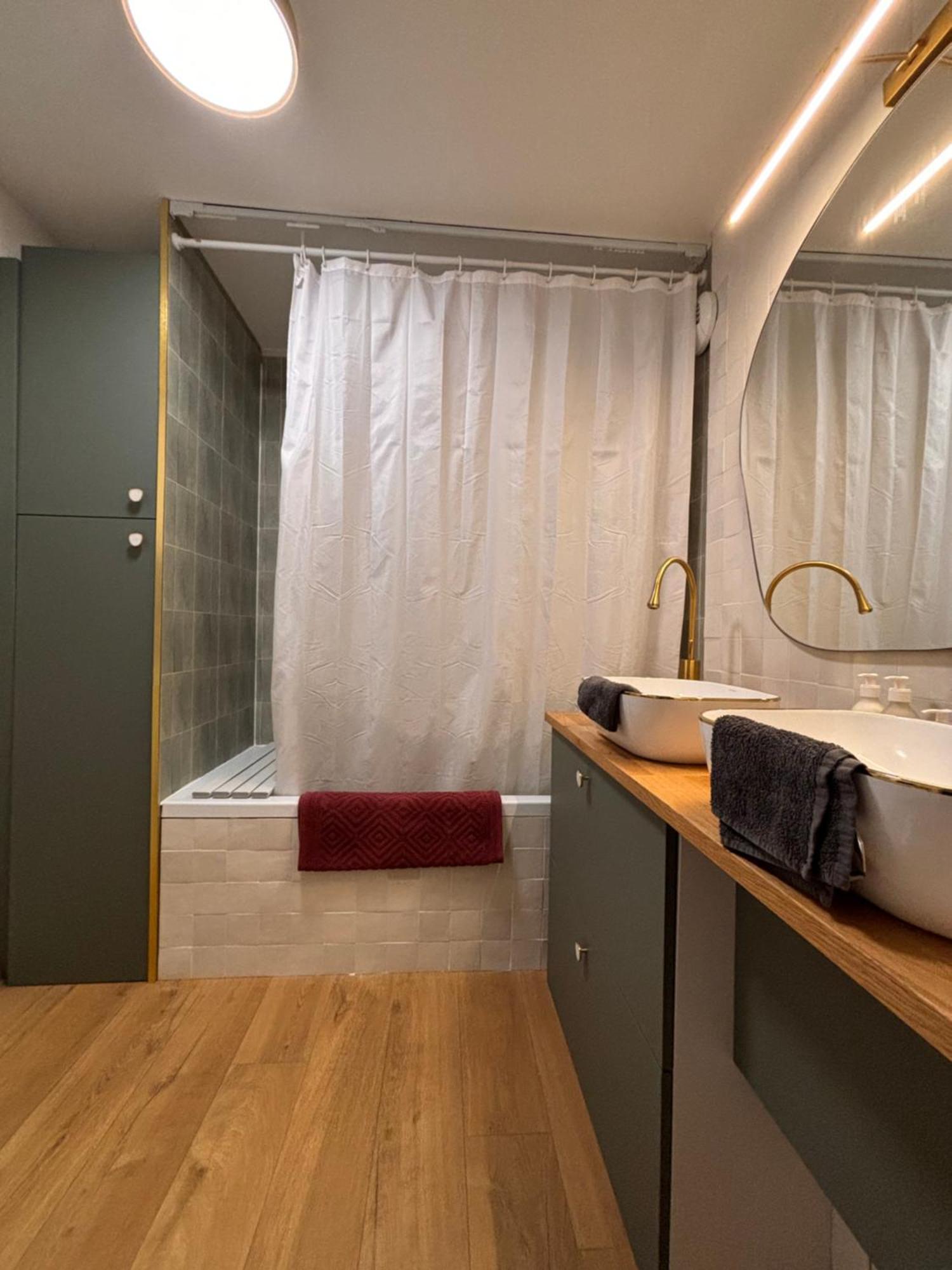 Chambre Chaleureuse Et Cosy Lille Exterior photo